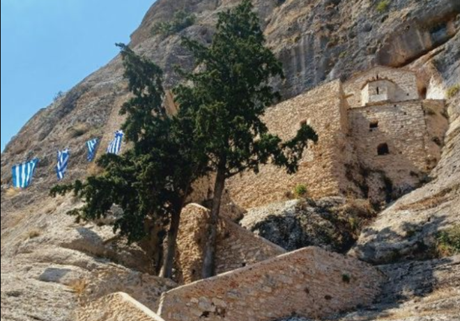 Μία επιβλητική Παναγία πέντε λεπτά από τη Νεμέα